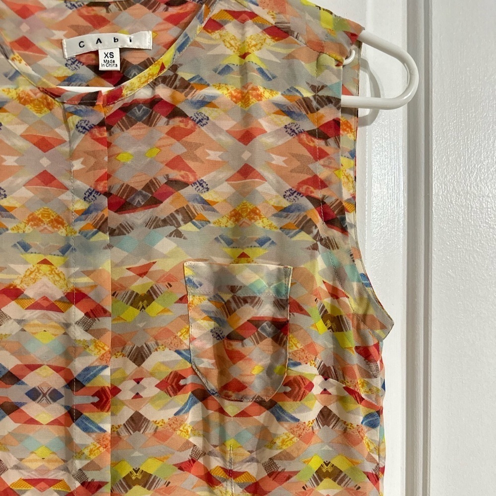 Cabi Multi-Color Abstract Pattern Sleeveless Tuni… - image 3